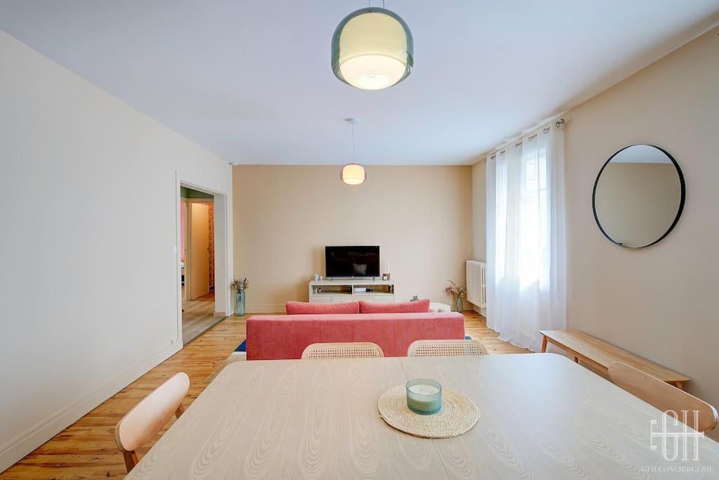 L'Oeillet - Place Plumereau ตูร์ ภายนอก รูปภาพ