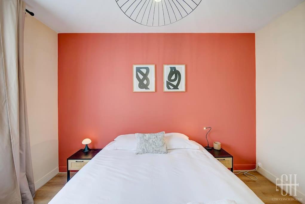L'Oeillet - Place Plumereau ตูร์ ภายนอก รูปภาพ